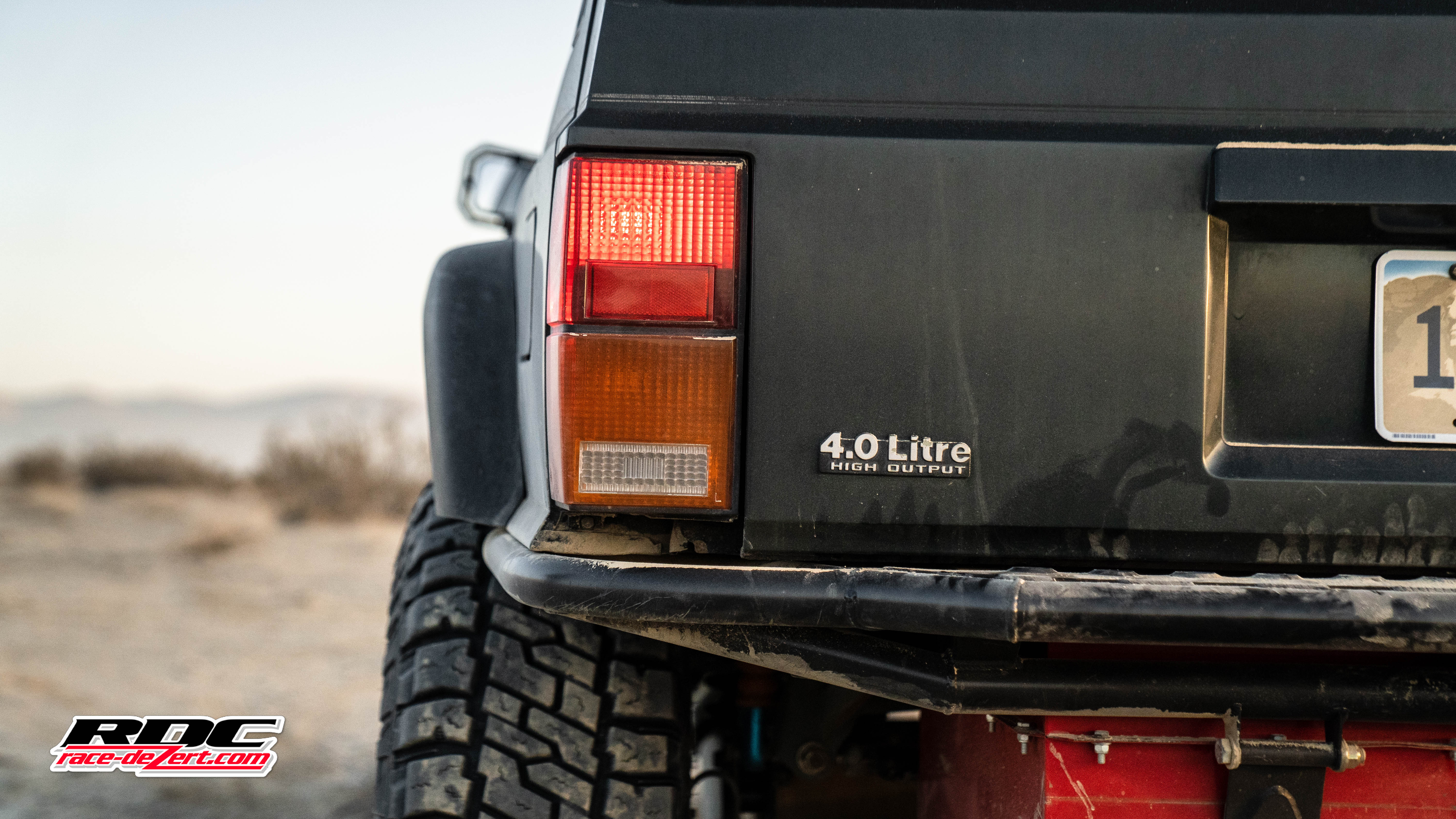 Xjd Racer Jeep XJ Prerunner - The Unibody King | race-deZert