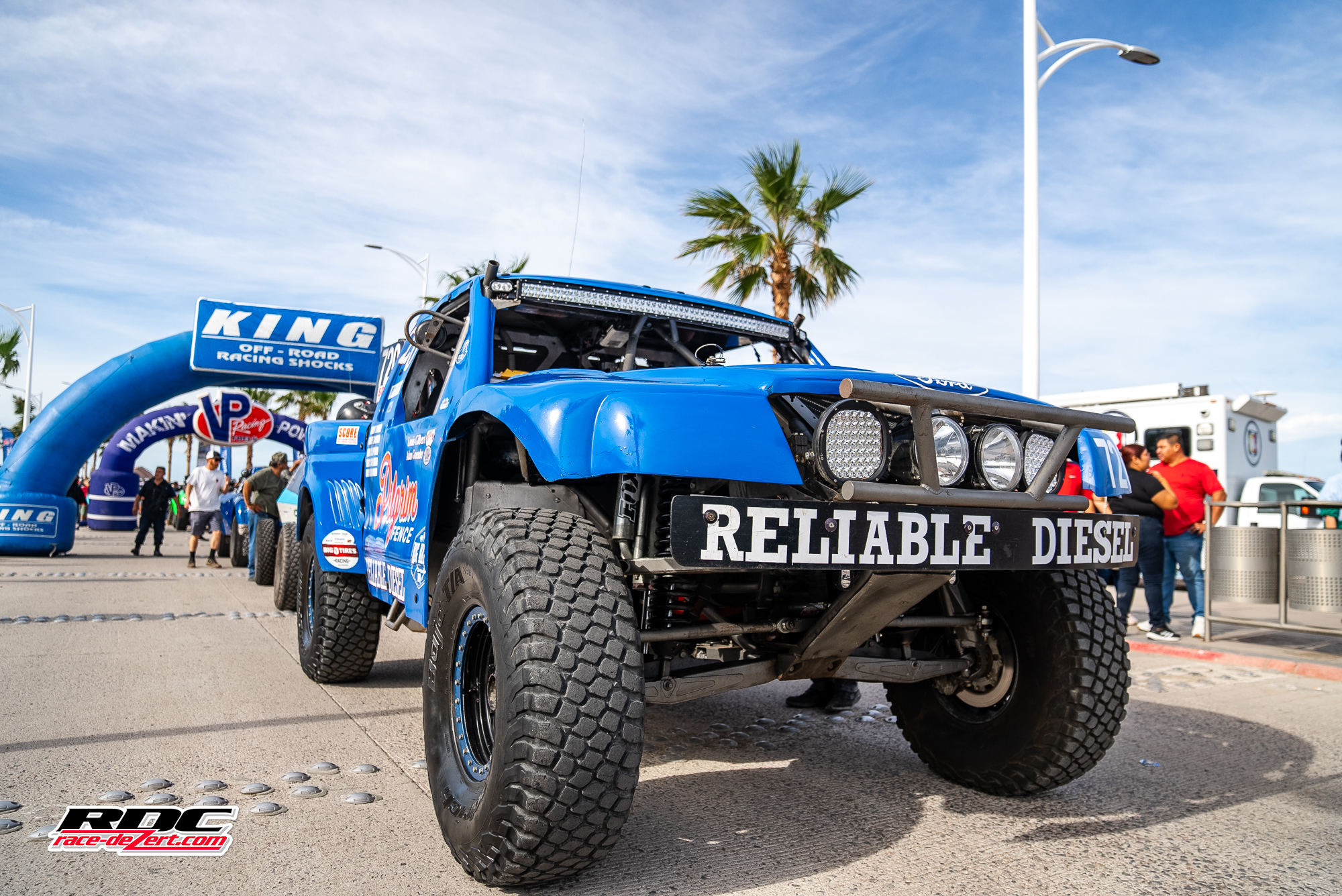 Baja 1000 Sets The Stage in La Paz For Tech & Contingency | race-deZert