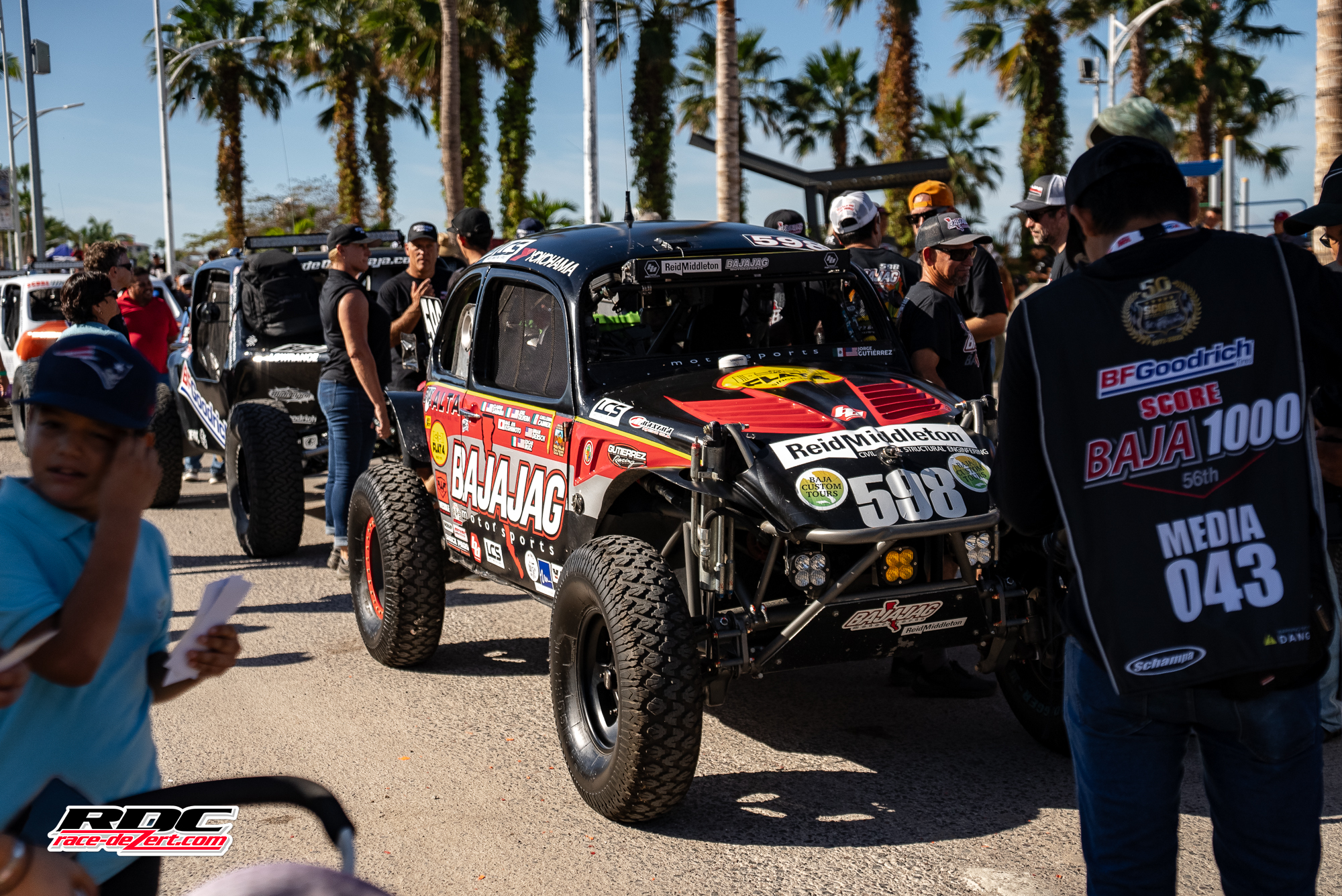 Baja 1000 Sets The Stage in La Paz For Tech & Contingency | race-deZert