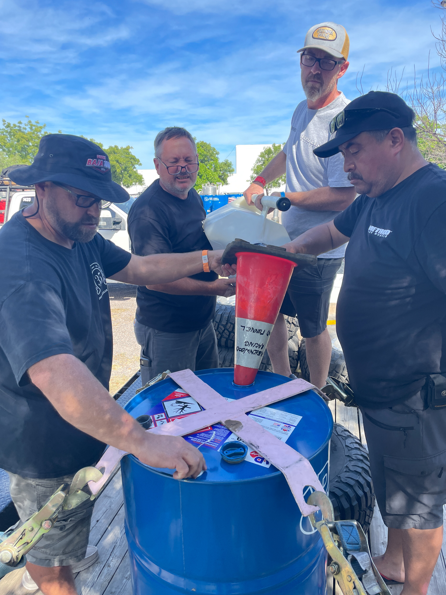 Footsteps of Giants - 2023 SCORE Baja 1000 | race-deZert
